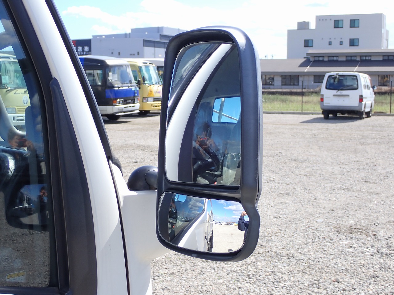 HINO Dutro