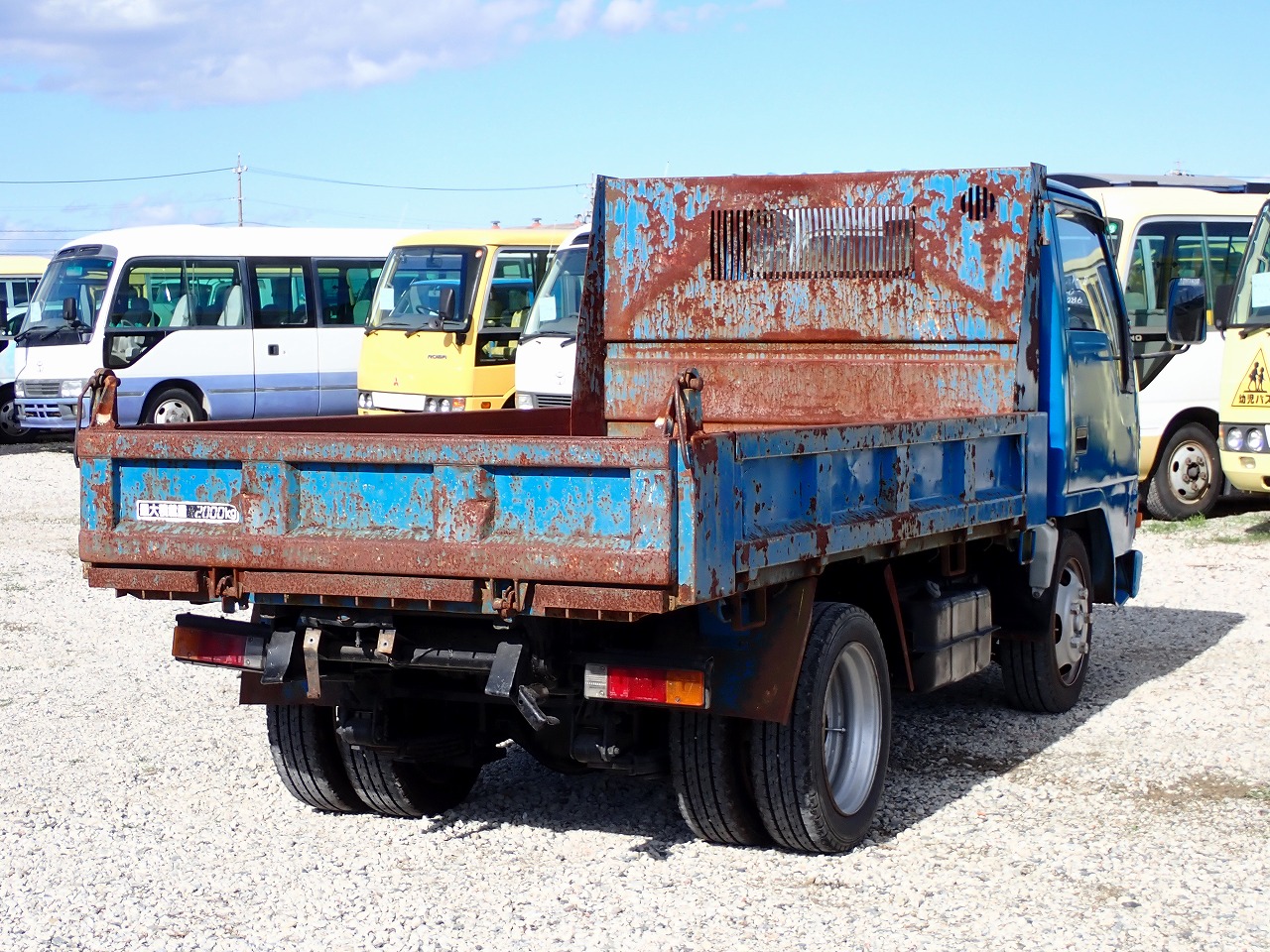 MITSUBISHI Canter