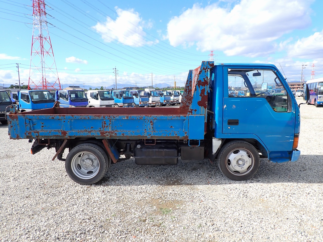 MITSUBISHI Canter