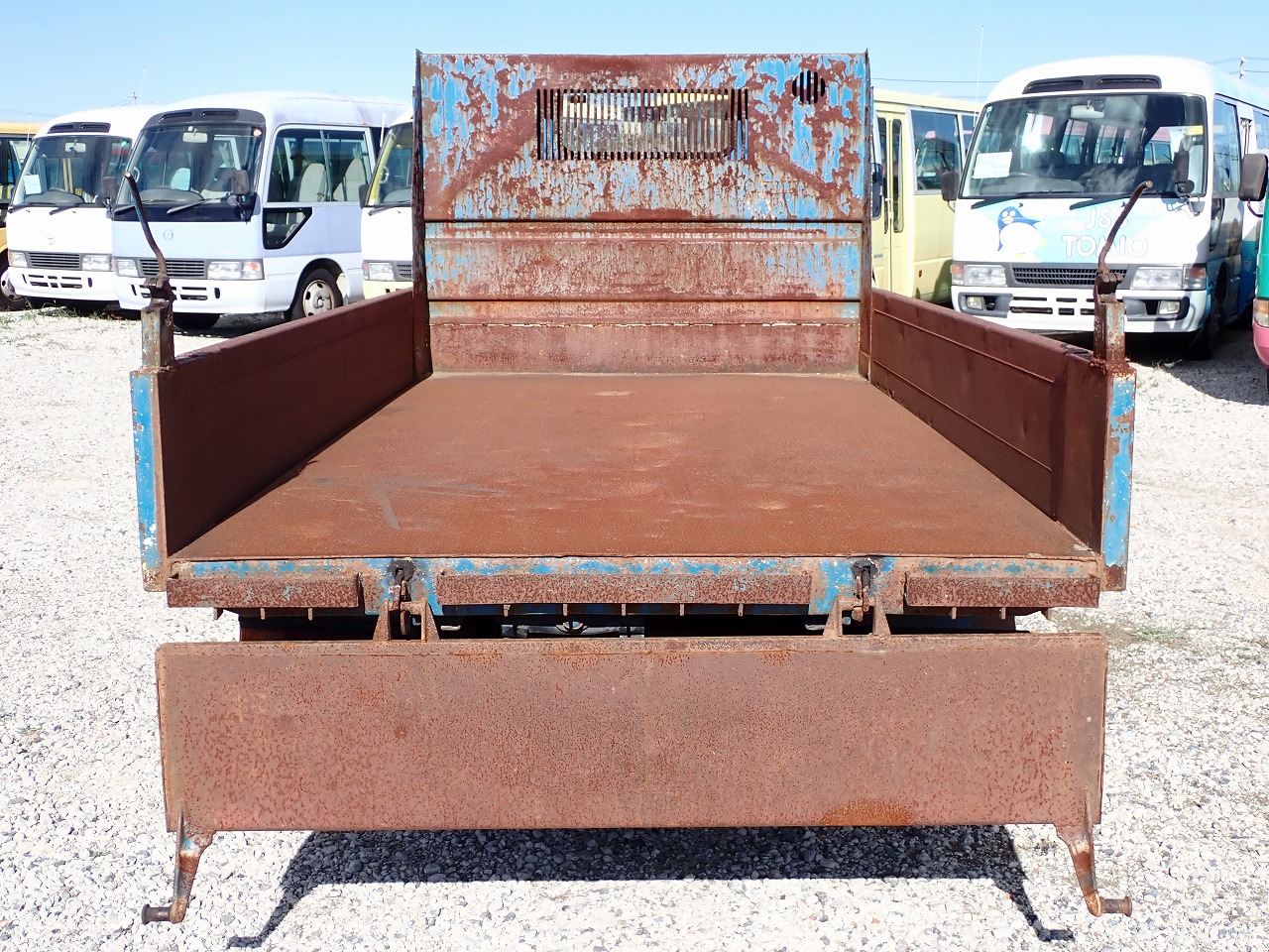 MITSUBISHI Canter