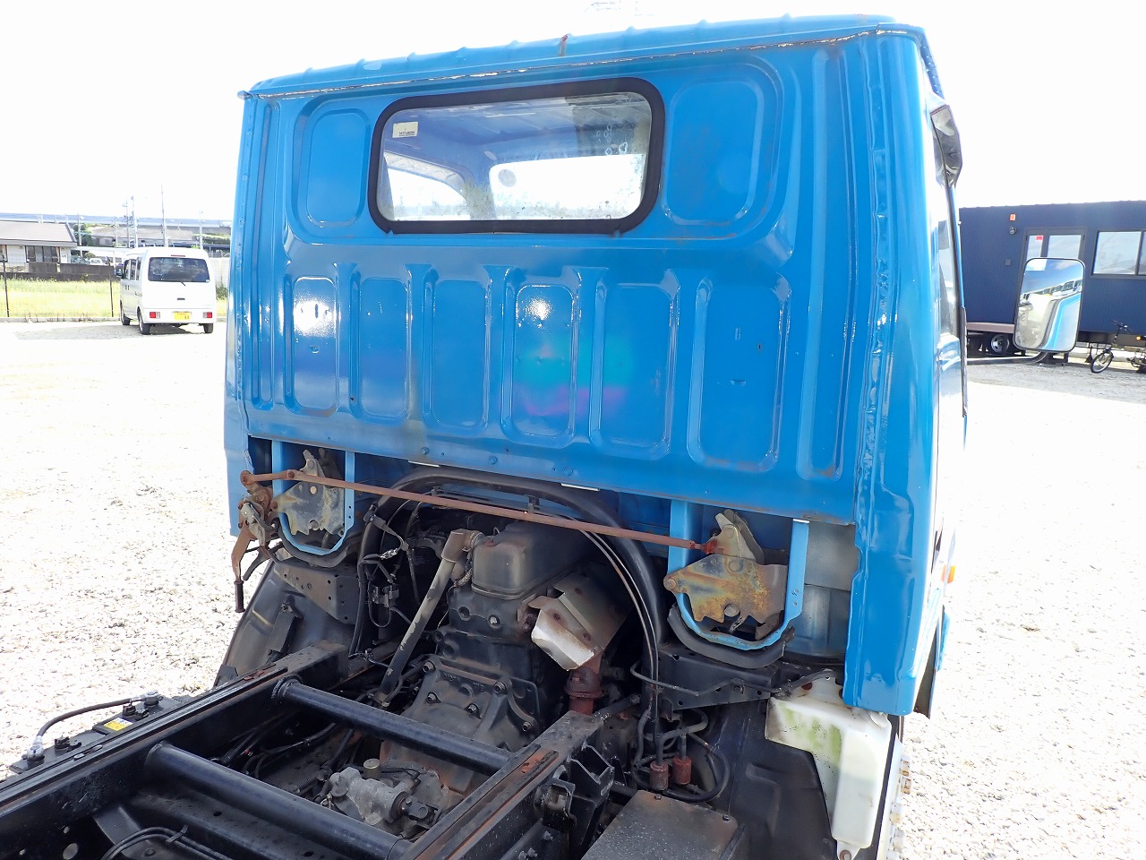 MITSUBISHI Canter