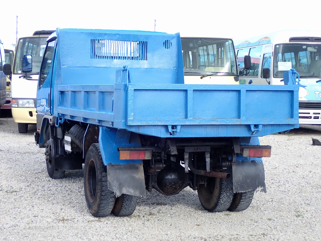 MITSUBISHI Canter