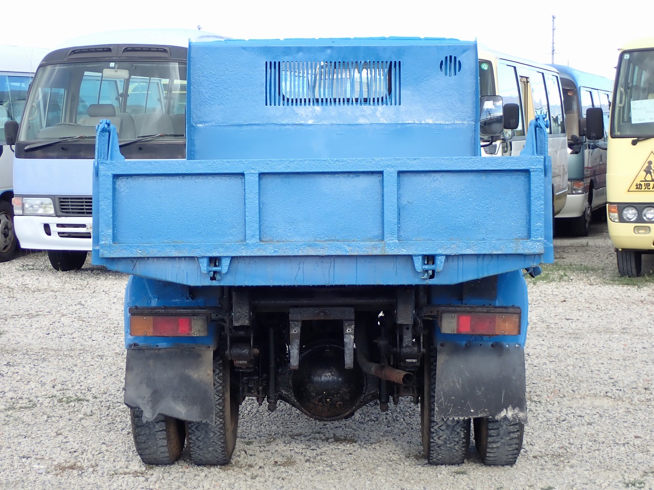 MITSUBISHI Canter