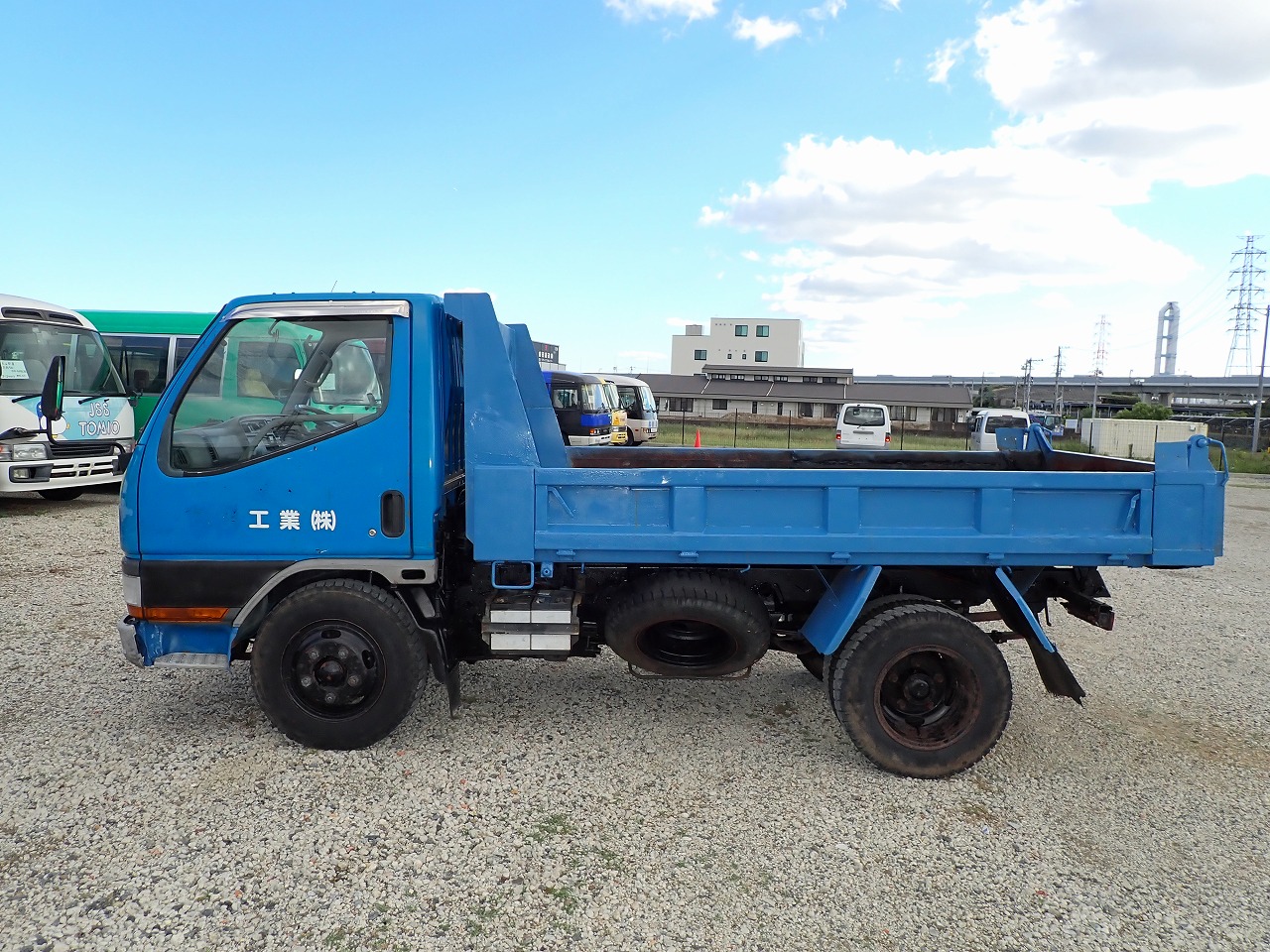 MITSUBISHI Canter