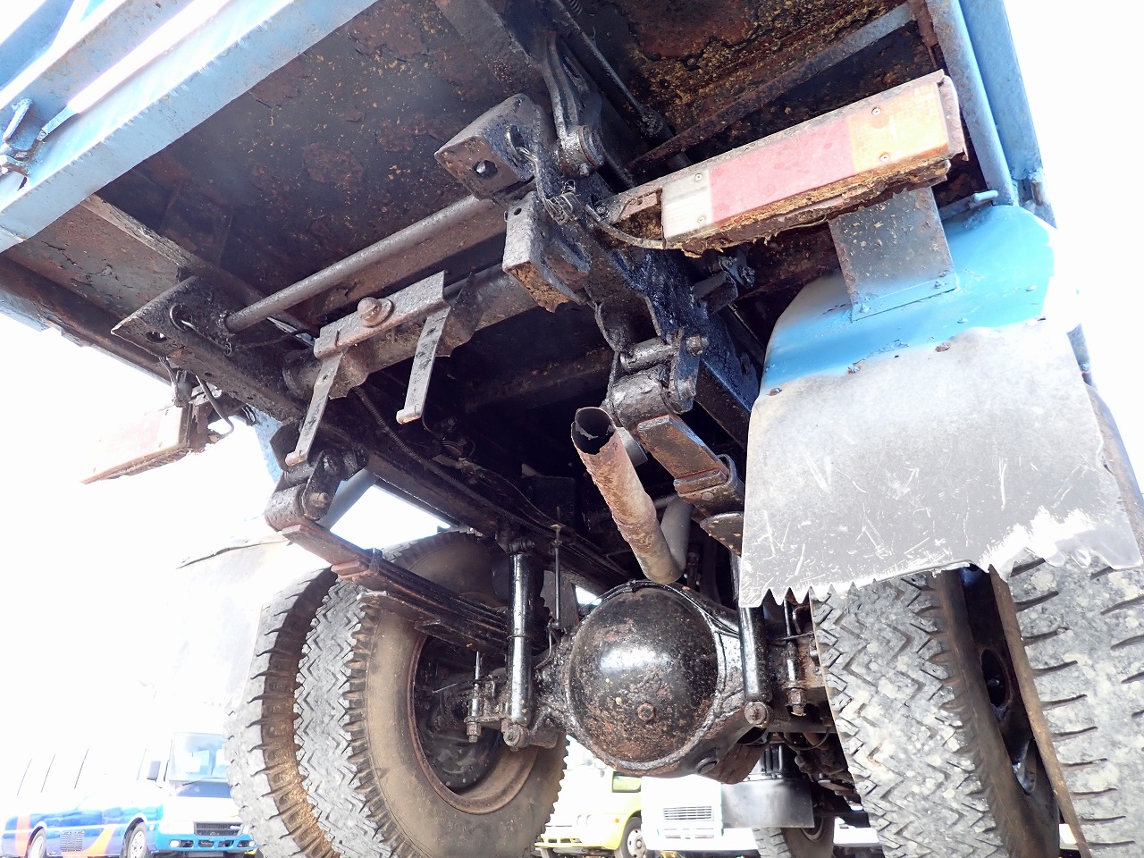 MITSUBISHI Canter
