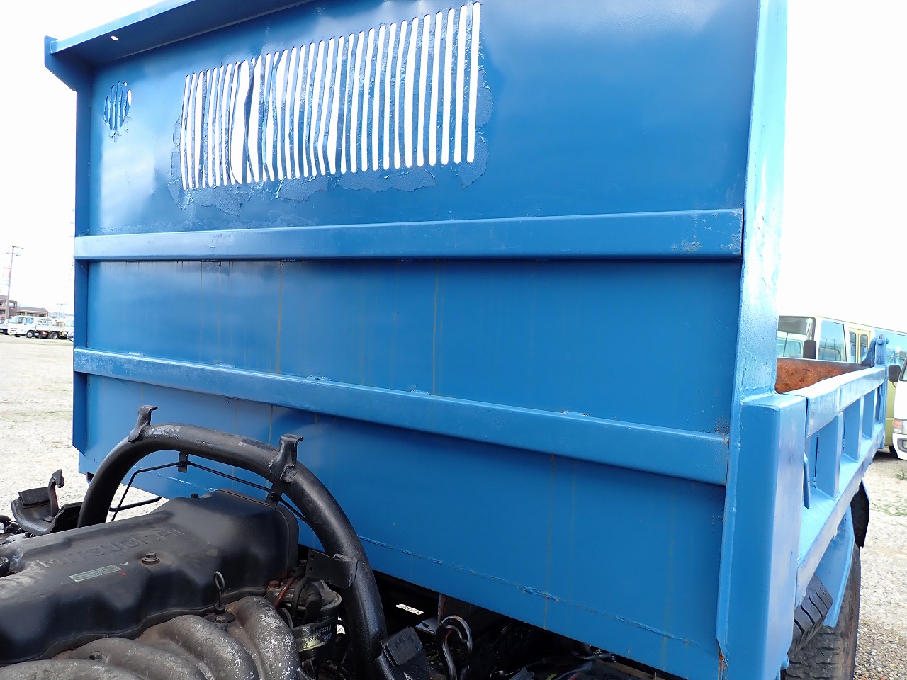 MITSUBISHI Canter